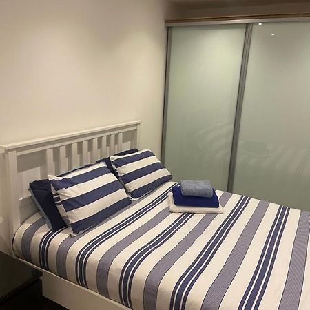 Spacious One Bedroom Ground Floor Apartment ハロゲート エクステリア 写真
